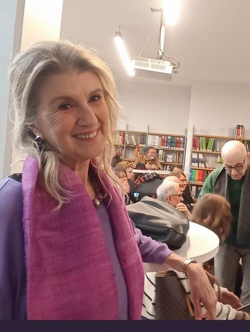 Duygu Asena PEN Ödülü Zeynep Orala